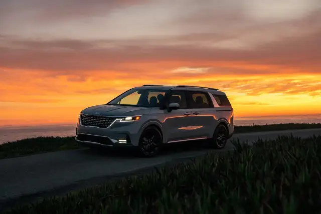 Kia Carnival 2025