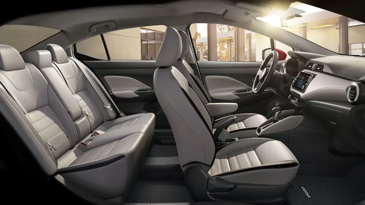 Nissan Versa 2025 — foto 2 de 3